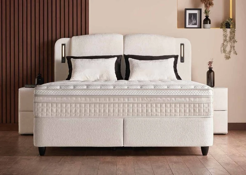Casa Padrino Luxus Boxspringbett mit zweiteiligem Kopfteil und Leseleuchten Creme 160 x 200 cm - Luxus Schlafzimmer Möbel